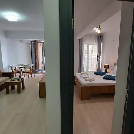 Apartment Solid House Butoaie