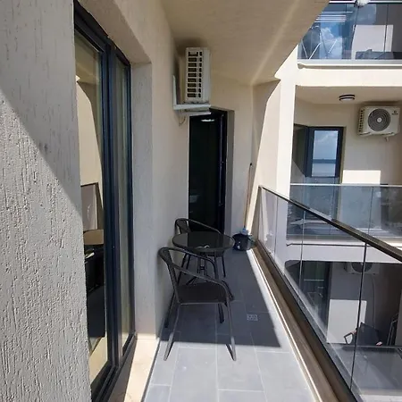 Apartment Solid House Butoaie