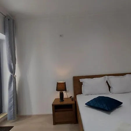 Solid House Butoaie *